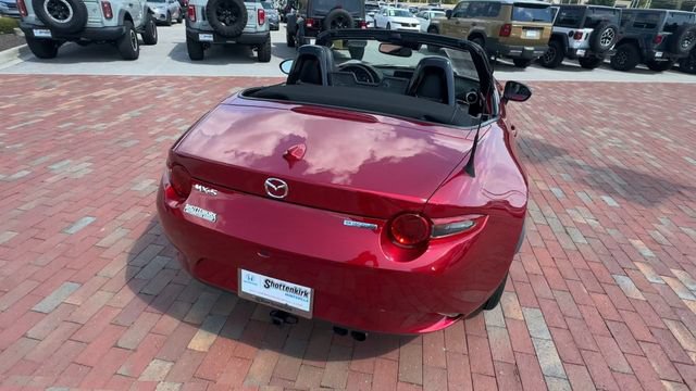 Used 2023 MAZDA MX-5 Miata Grand Touring RWD image 2