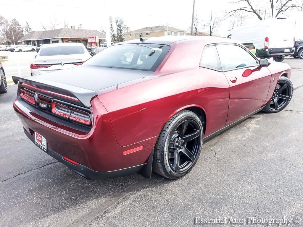 Used 2022 Dodge Challenger SRT Hellcat RWD image 9