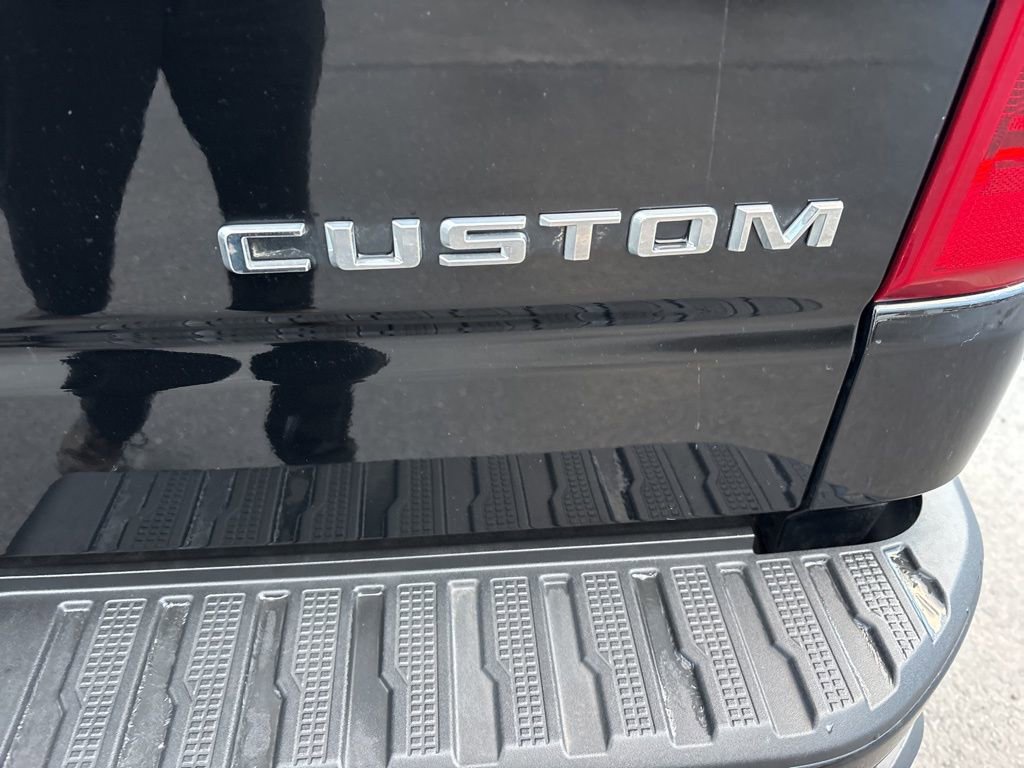 Certified 2023 Chevrolet Silverado 1500 Custom AWD/4WD image 16