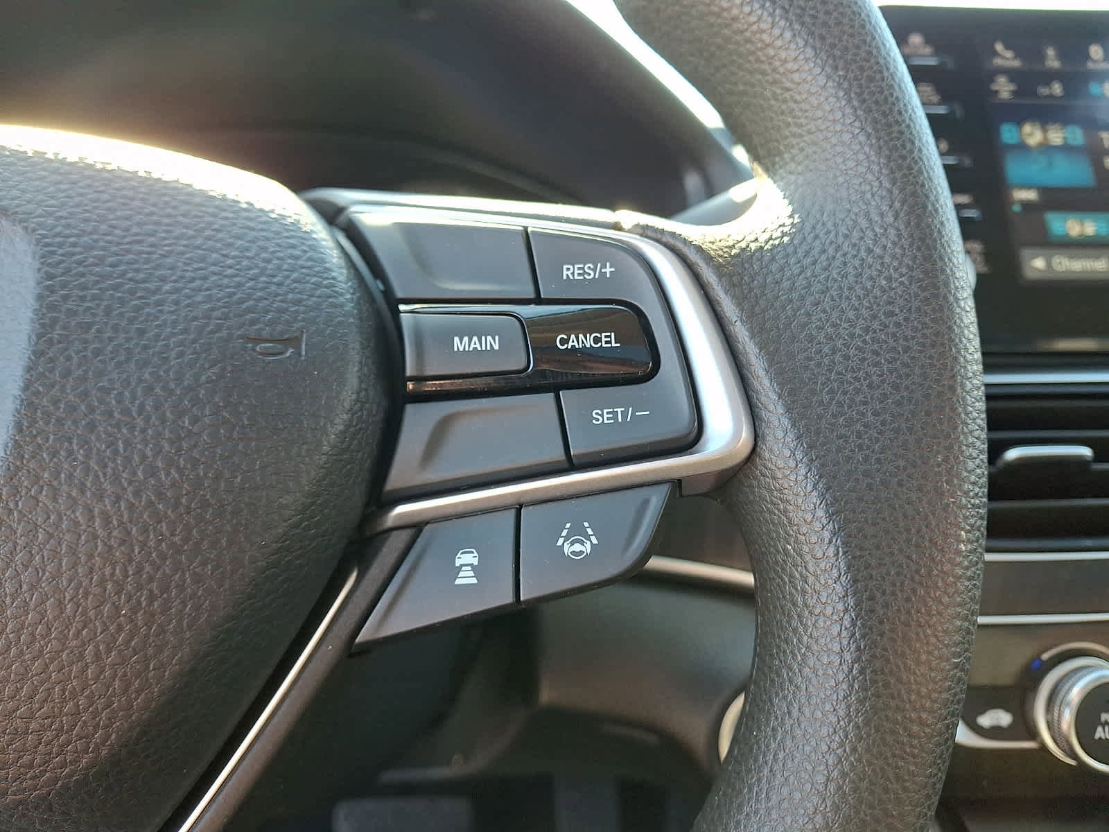 Certified 2020 Honda Accord EX image 23