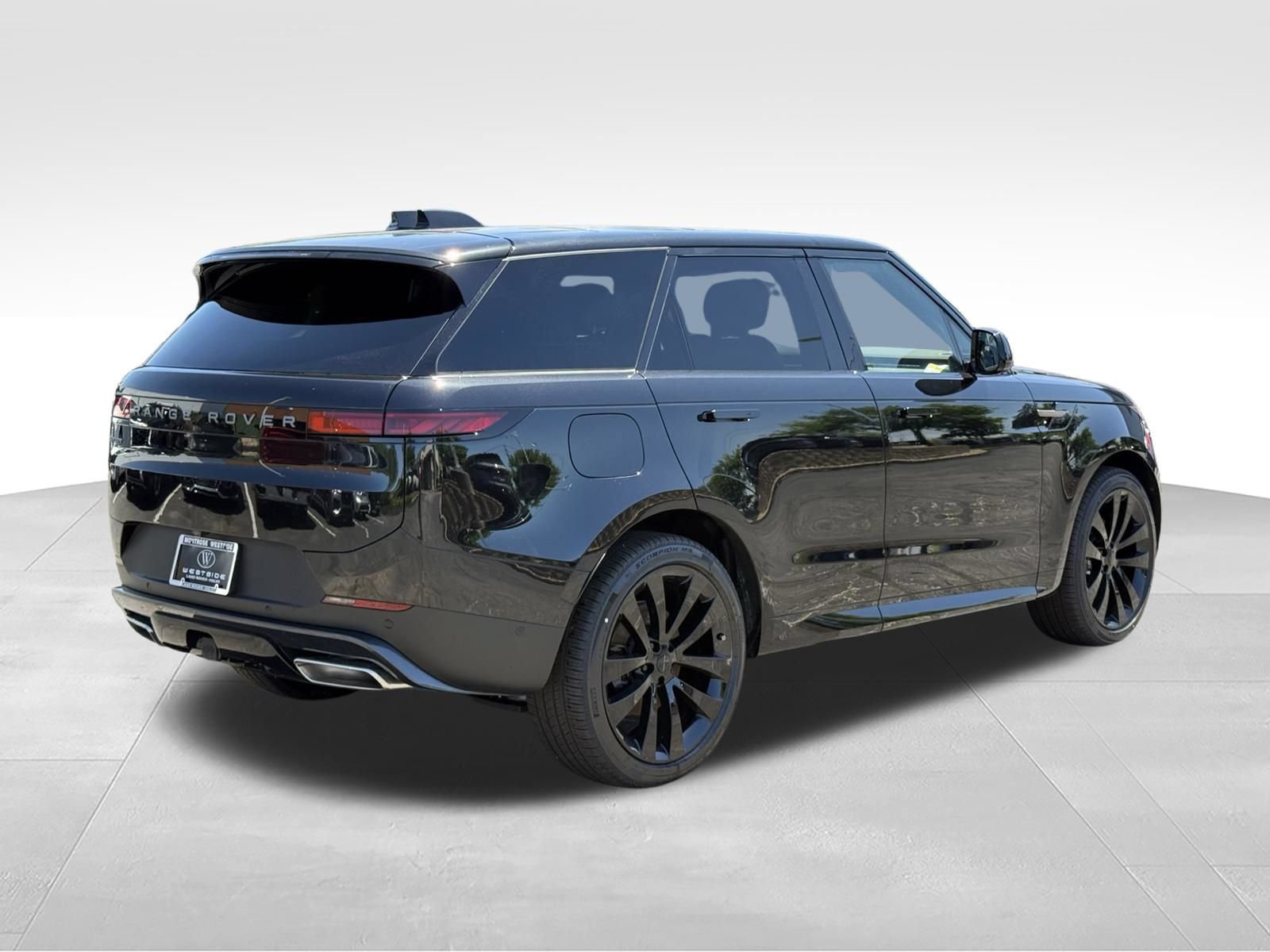 New 2026 Land Rover Range Rover Sport Dynamic SE AWD/4WD image 6