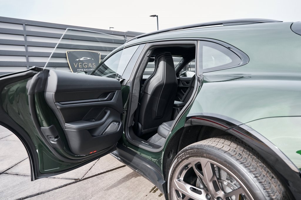 Used 2026 Porsche Taycan Turbo S image 36