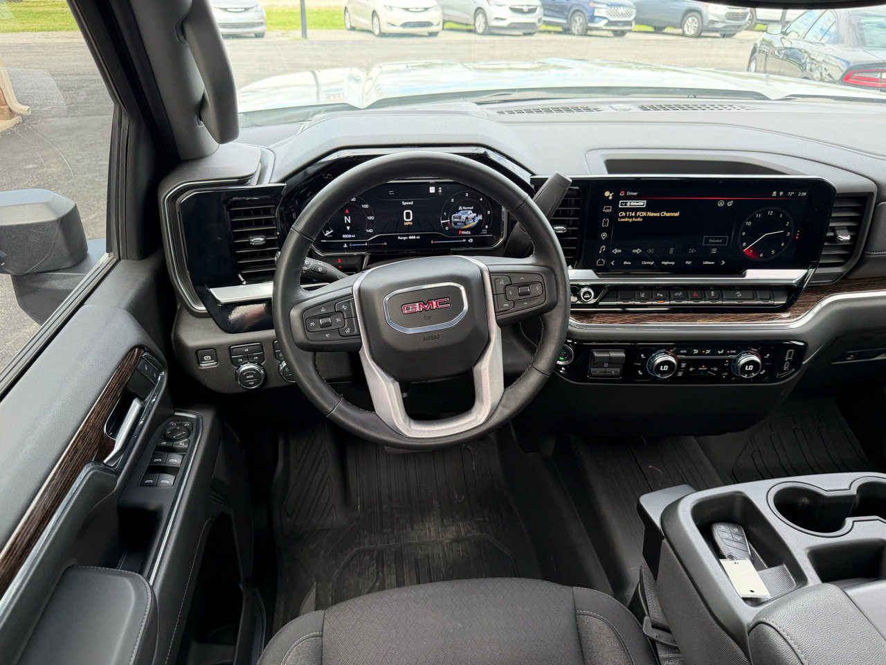 Used 2024 GMC Sierra 2500 SLE w/ SLE Value Package; image 17