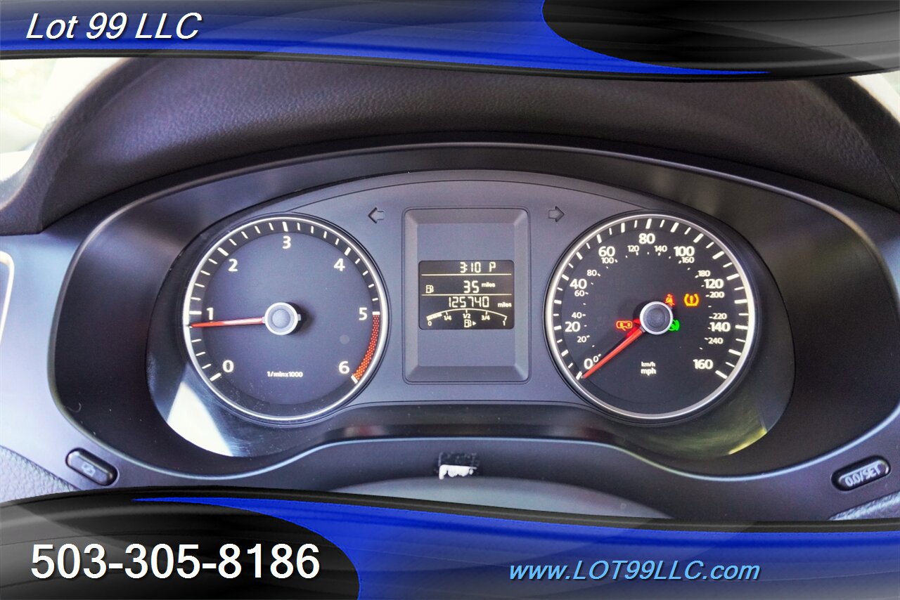 Used 2012 Volkswagen Jetta TDI FWD image 20
