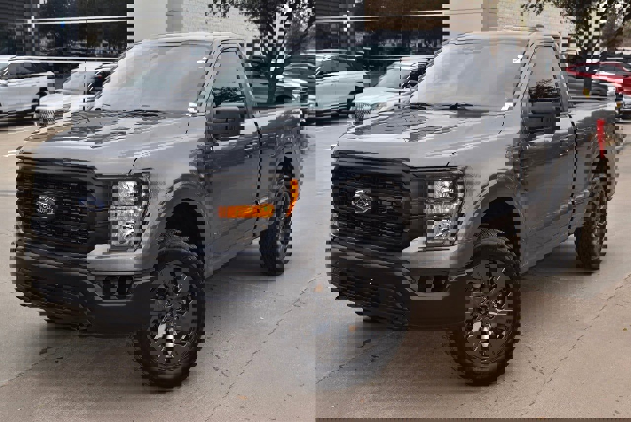 Used 2023 Ford F150 XL image 33