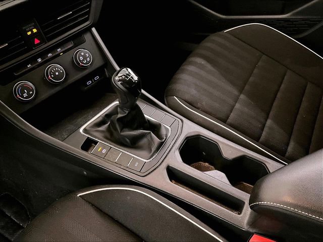 Used 2022 Volkswagen Jetta Sport FWD image 16