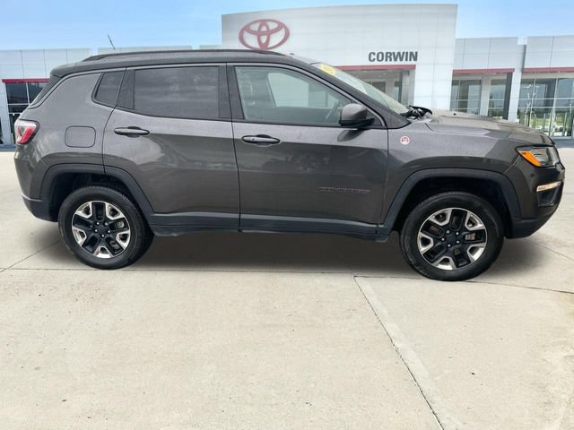 Used 2018 Jeep Compass Trailhawk w/ Leather Interior Group AWD/4WD image 9