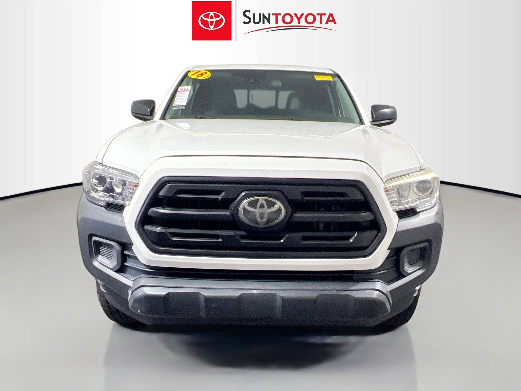 Used 2018 Toyota Tacoma SR image 10