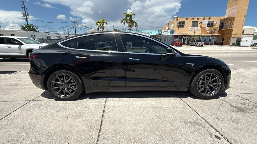 Used 2019 Tesla Model 3 Mid Range RWD image 15