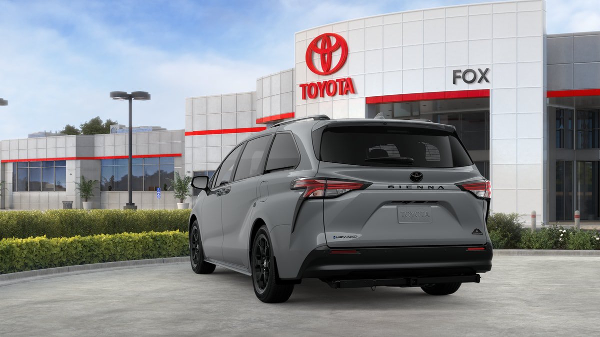 New 2026 Toyota Sienna XLE Woodland Edition AWD/4WD image 30