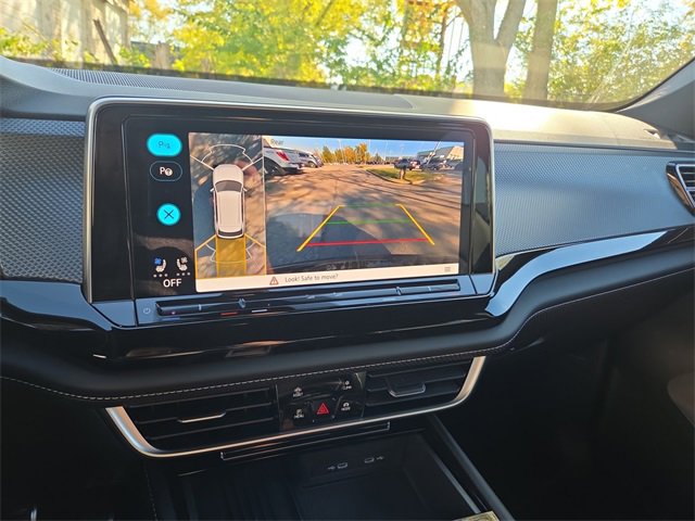 New 2026 Volkswagen Atlas Cross Sport SEL Premium R-Line image 22