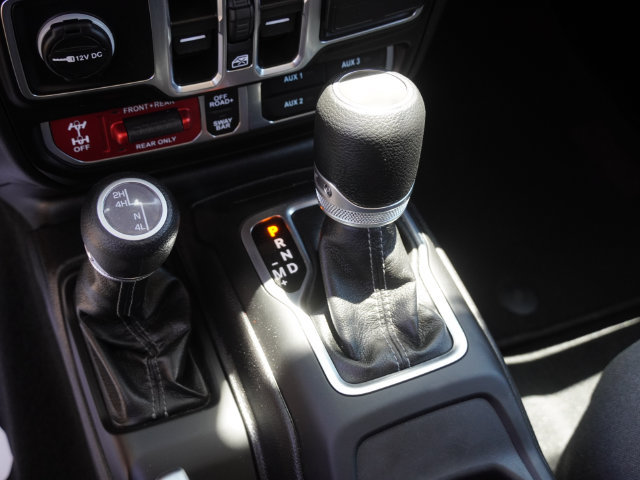 Used 2026 Jeep Wrangler Unlimited Rubicon AWD/4WD image 24