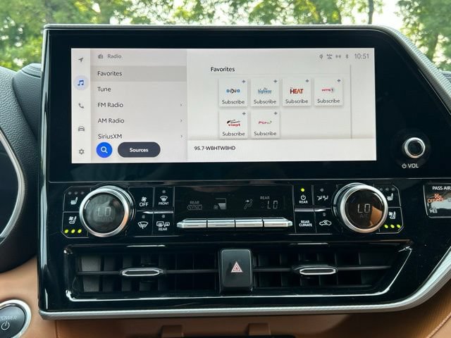 Certified 2025 Toyota Highlander Platinum AWD/4WD image 73