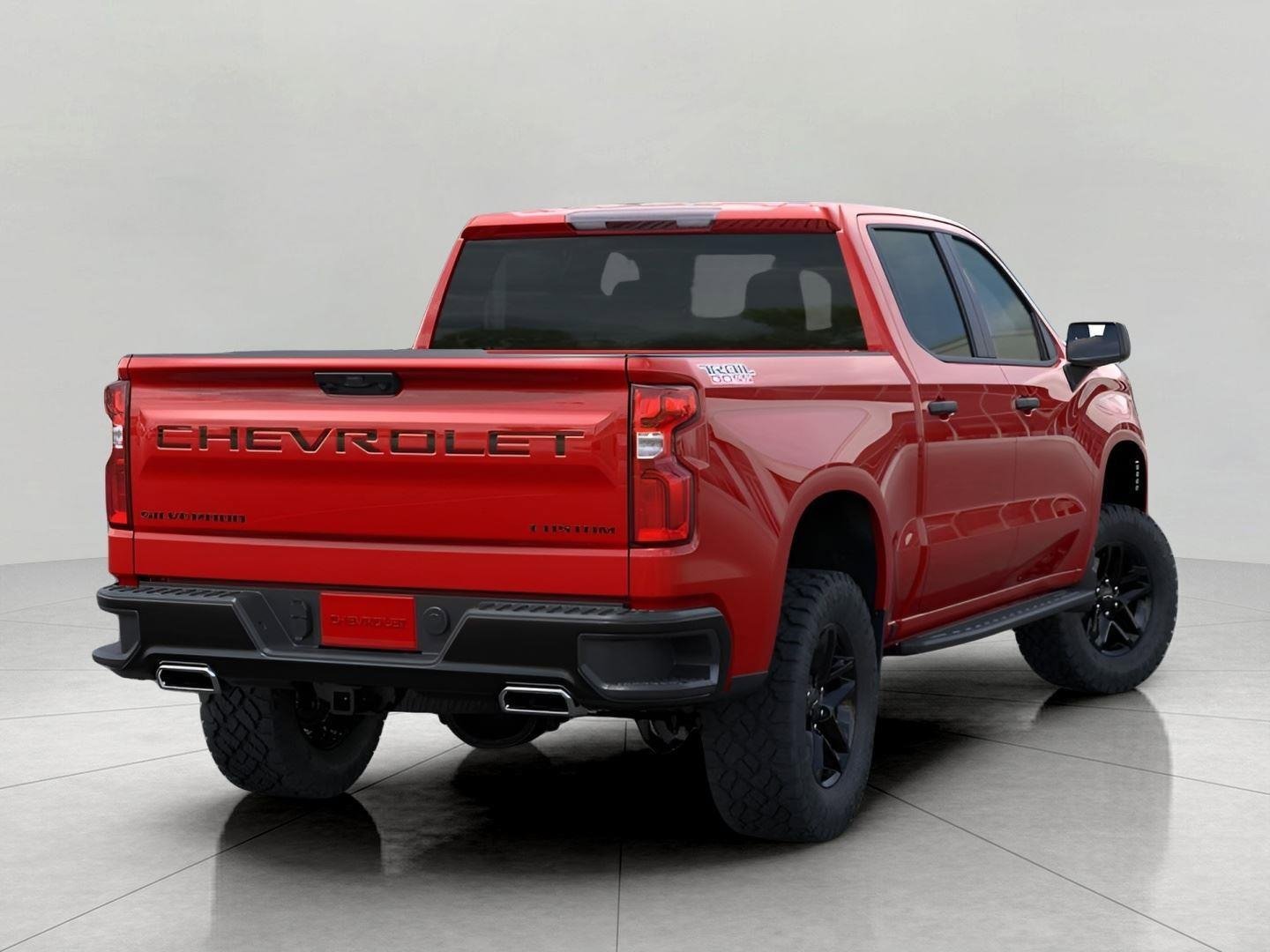 New 2026 Chevrolet Silverado 1500 Custom Trail Boss w/ LPO, Dark Essentials Package AWD/4WD image 4