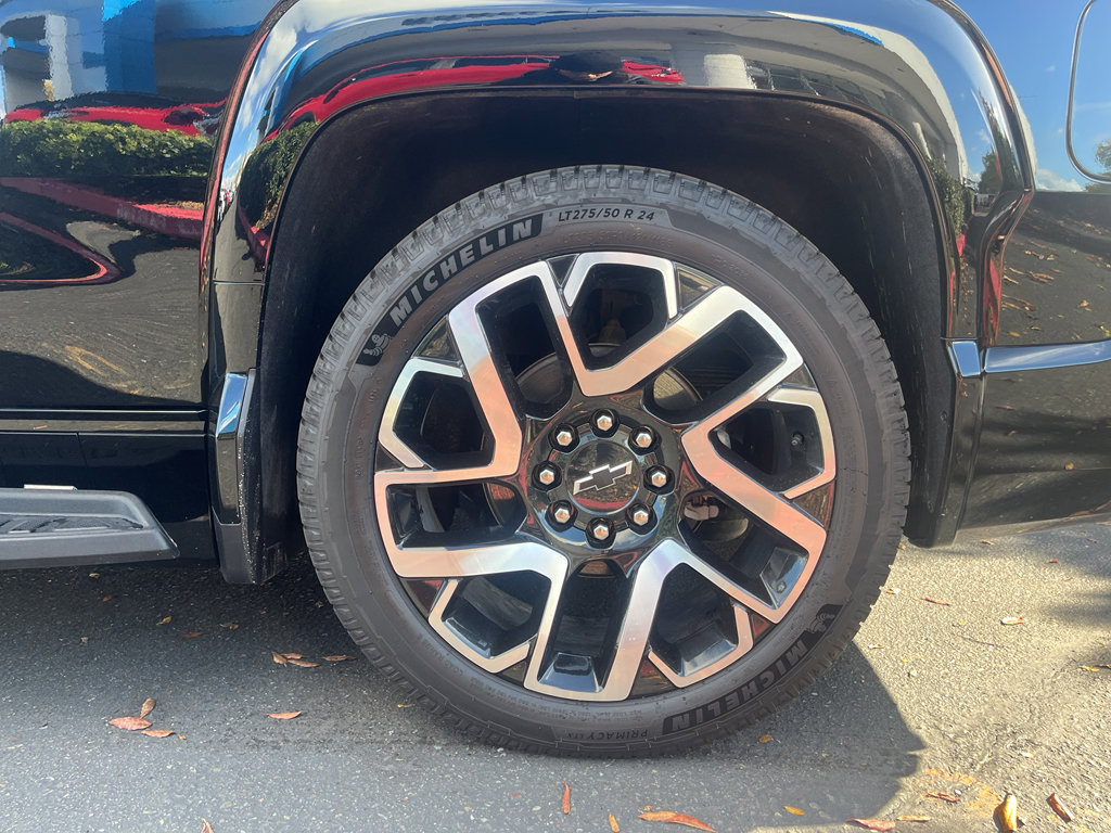 Used 2024 Chevrolet Silverado EV RST image 12