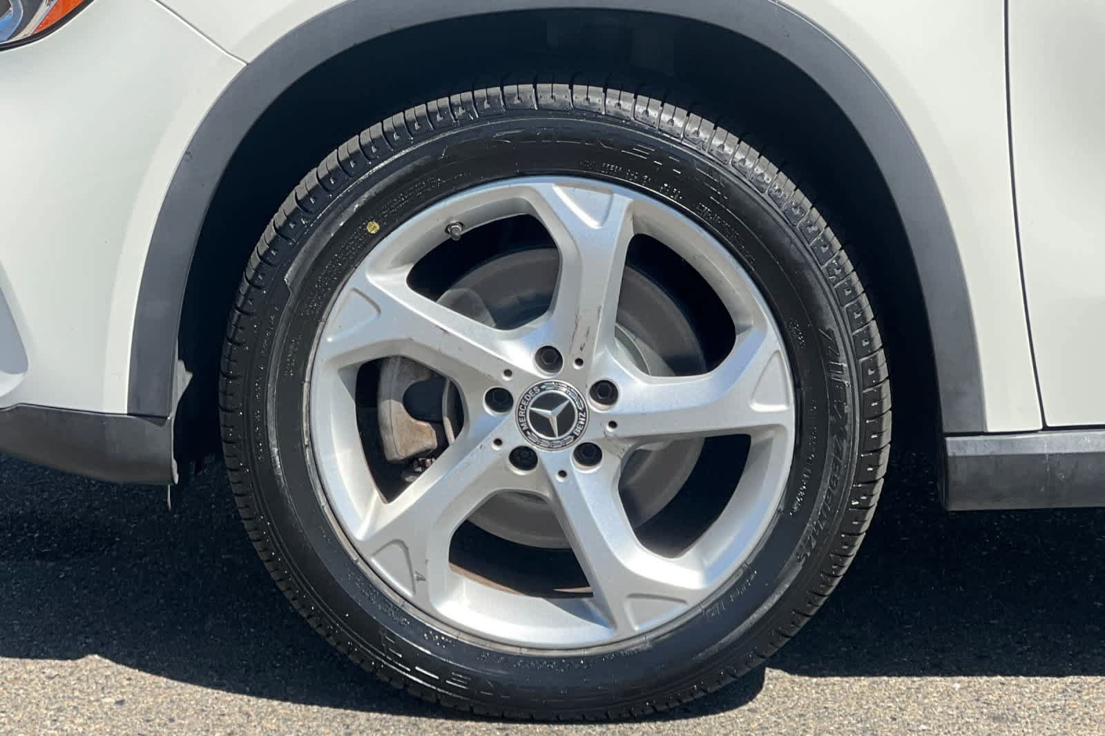 Used 2018 Mercedes-Benz GLA 250 4MATIC image 31
