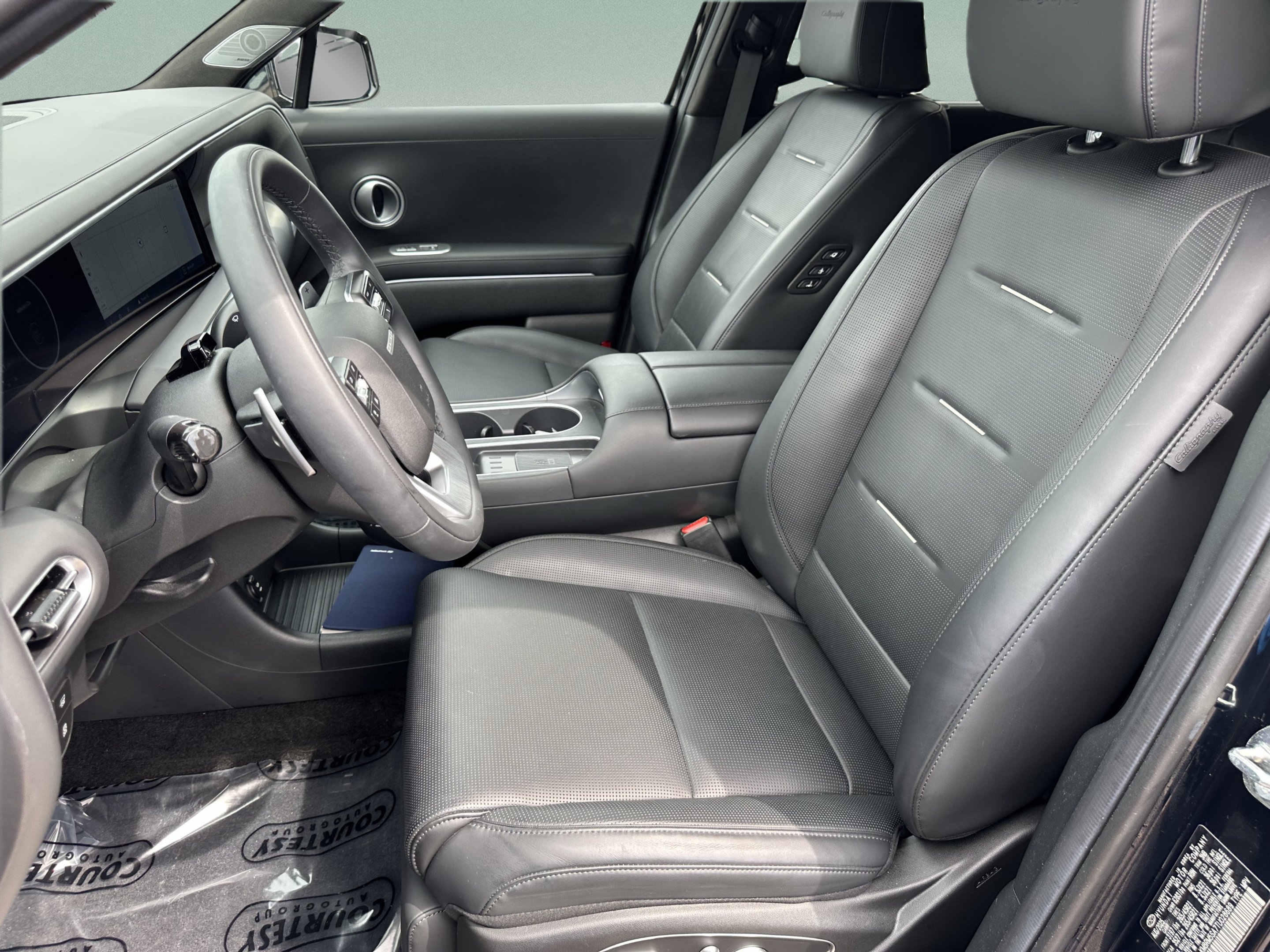 Certified 2026 Hyundai Palisade Calligraphy FWD image 19
