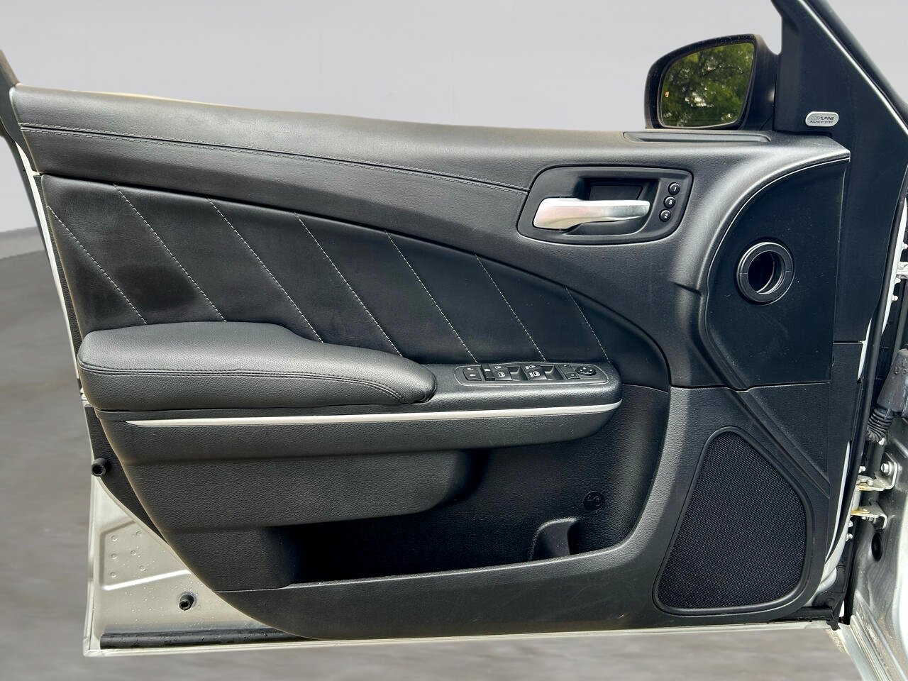 Used 2020 Dodge Charger SXT w/ Plus Group image 11