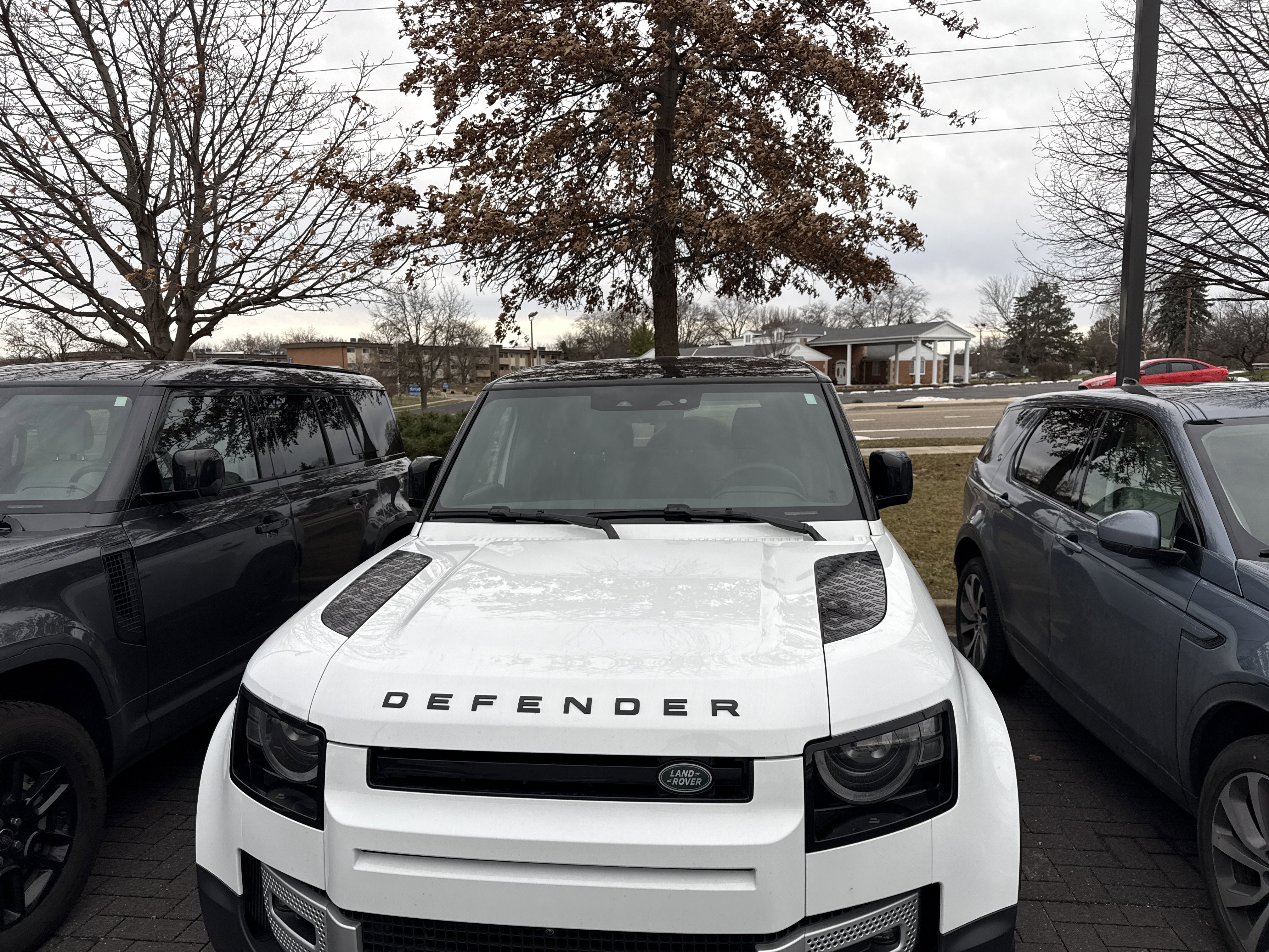 New 2025 Land Rover Defender 110 S