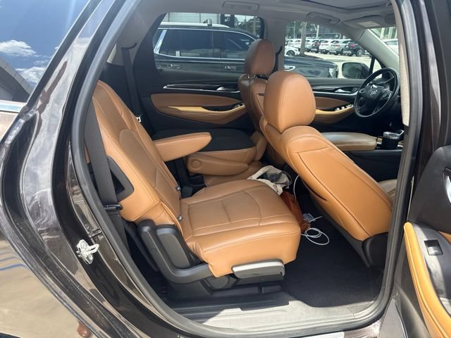 Used 2018 Buick Enclave Essence w/ Trailering Package FWD image 13