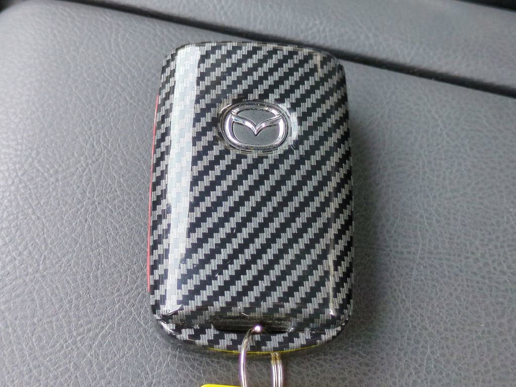 Used 2024 MAZDA MX-5 Miata RF Club w/ Weather Package image 31