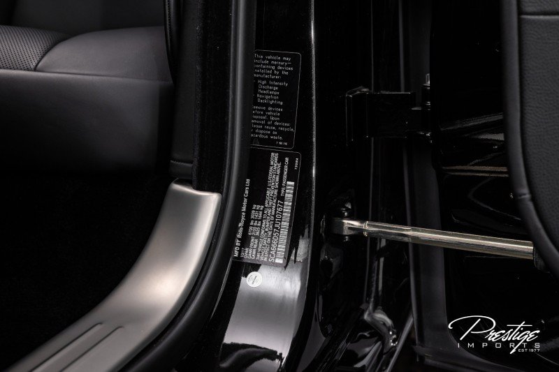 Used 2018 Rolls-Royce Dawn RWD image 53