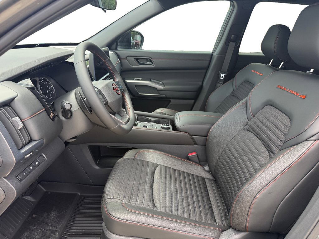 New 2026 Nissan Pathfinder Rock Creek w/ Rock Creek Premium Package AWD/4WD image 10