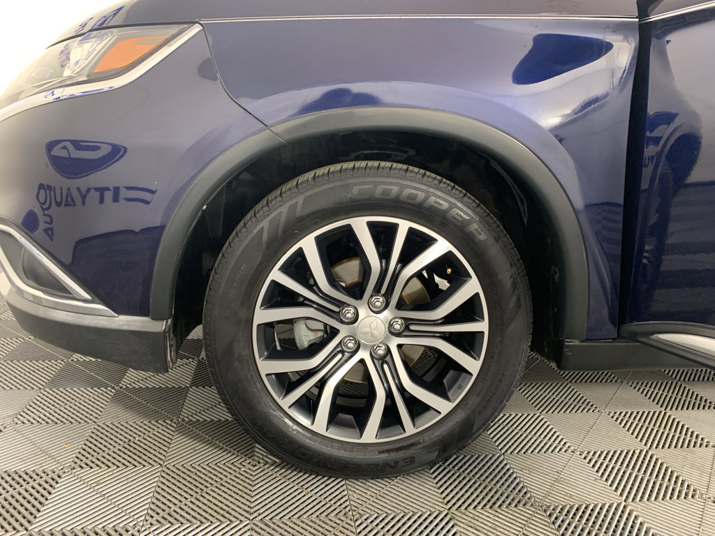 Used 2018 Mitsubishi Outlander ES image 12