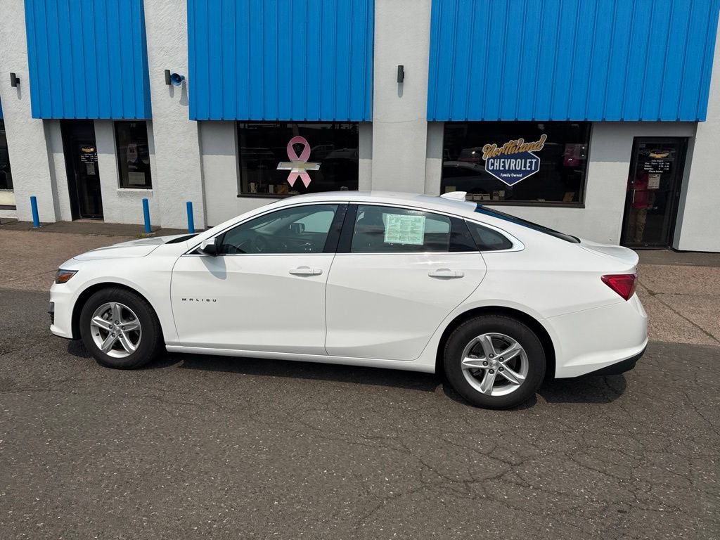 Used 2024 Chevrolet Malibu LT FWD image 19