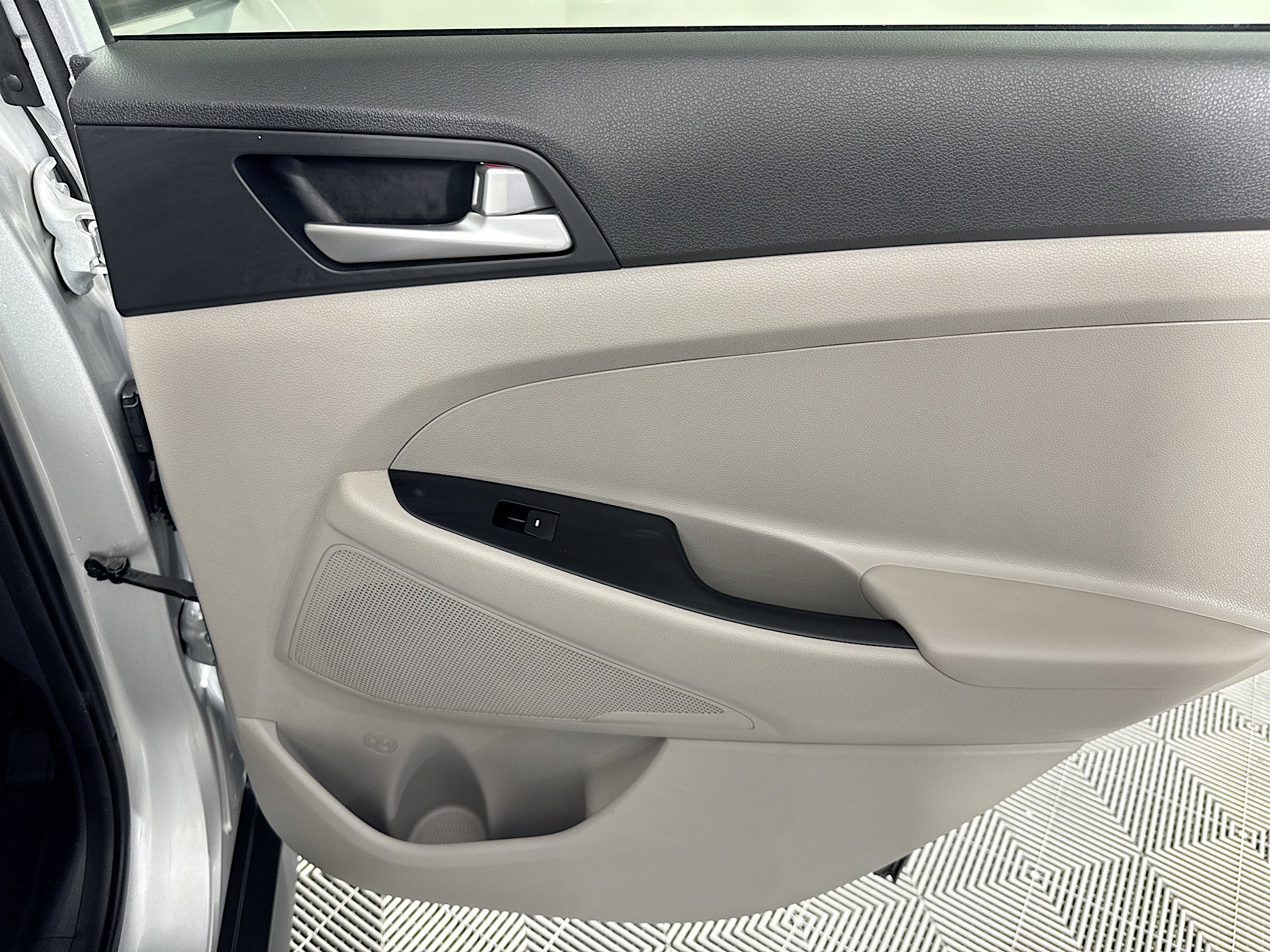 Used 2019 Hyundai Tucson SE image 26