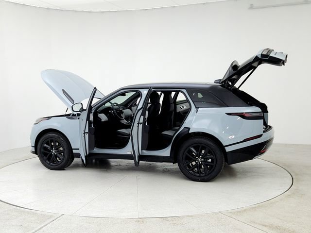 New 2026 Land Rover Range Rover Velar Dynamic SE image 12