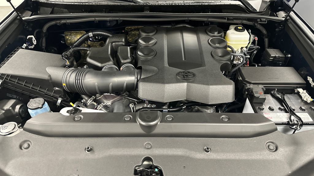 Used 2024 Toyota 4Runner Limited AWD/4WD image 11