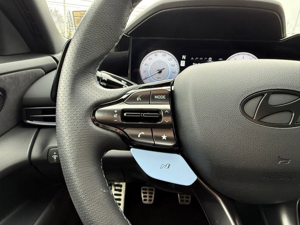 Certified 2025 Hyundai Elantra N FWD image 28
