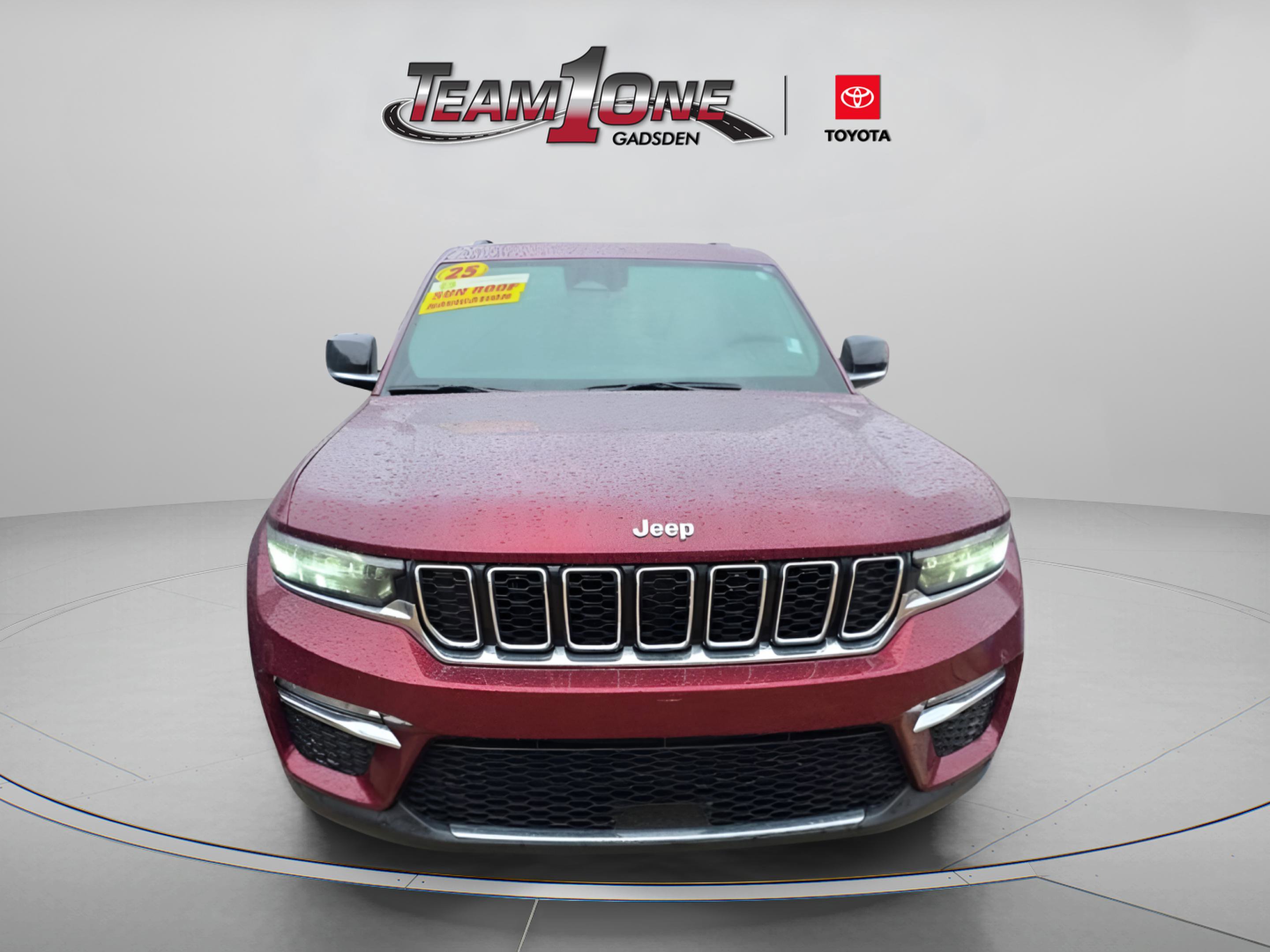 Used 2025 Jeep Grand Cherokee Limited w/ Trailer Tow Package image 9