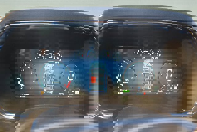 New 2025 Ford F150 Lariat w/ Equipment Group 501A Mid image 9