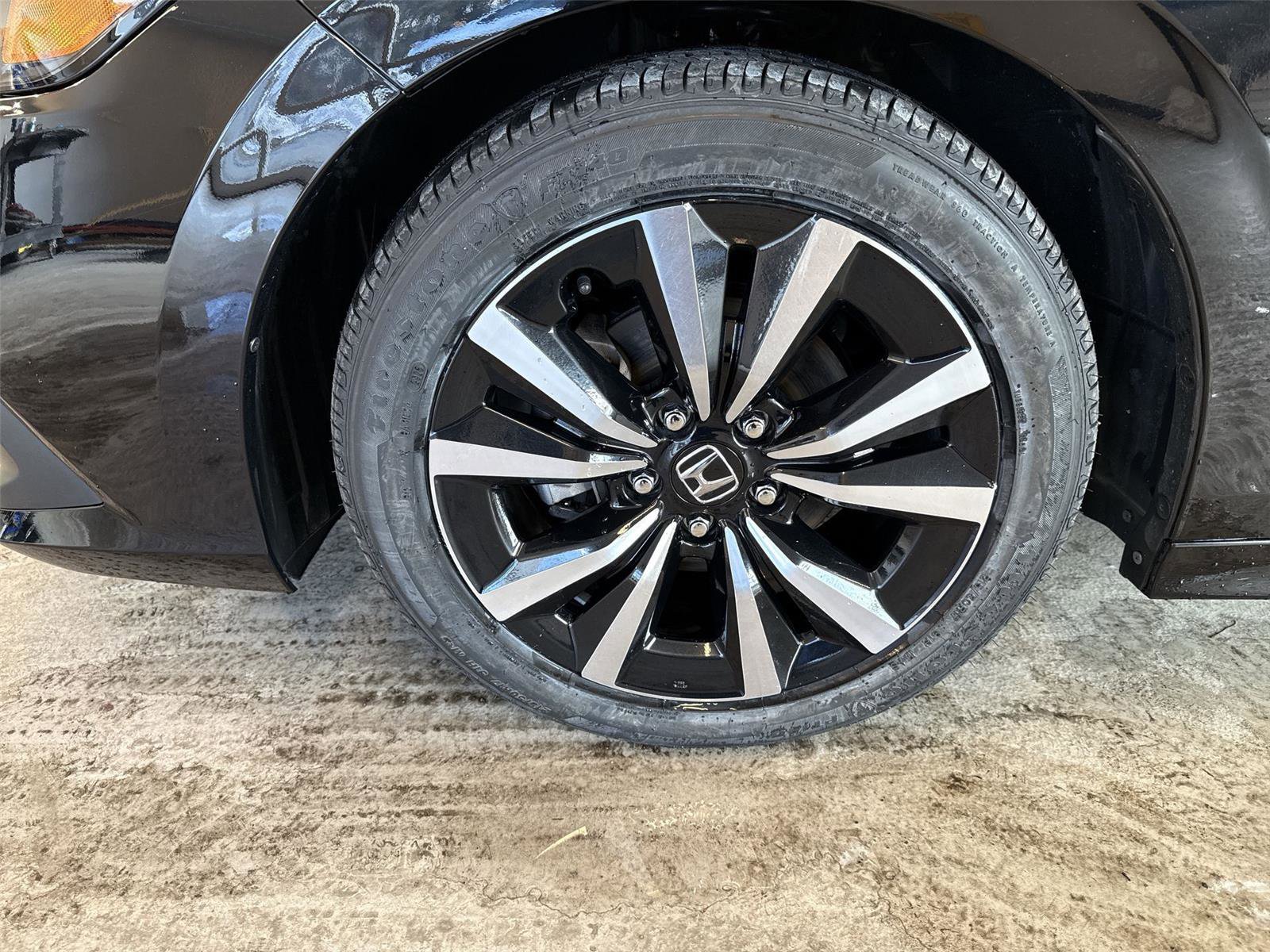 Used 2024 Honda Civic EX image 19