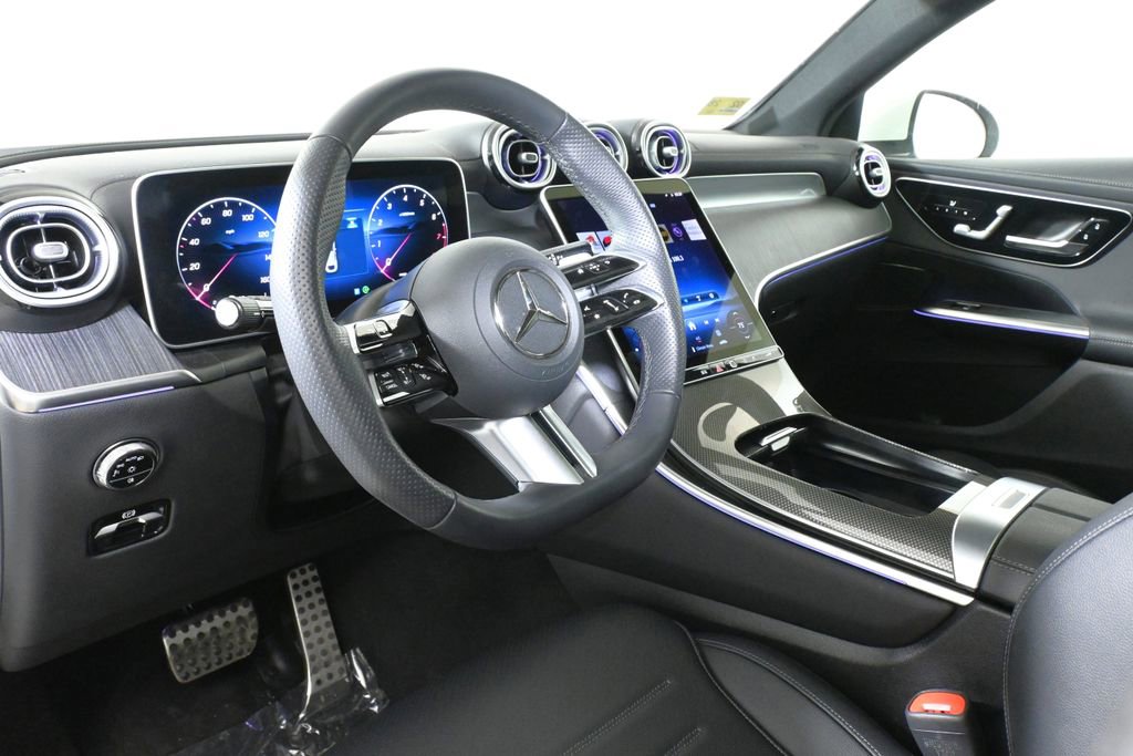 Certified 2025 Mercedes-Benz GLC 300 4MATIC image 15