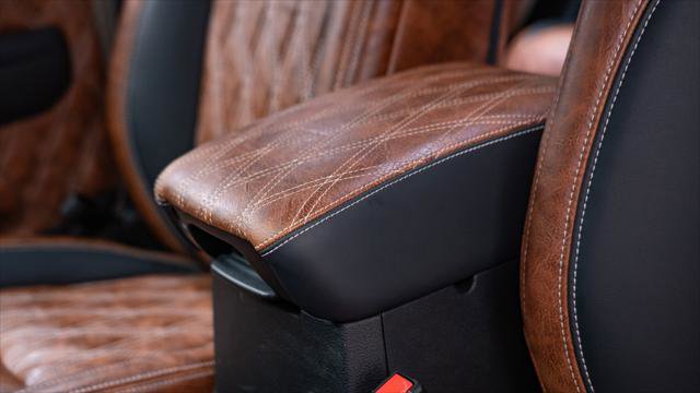 Used 2026 Jeep Gladiator Sport image 40