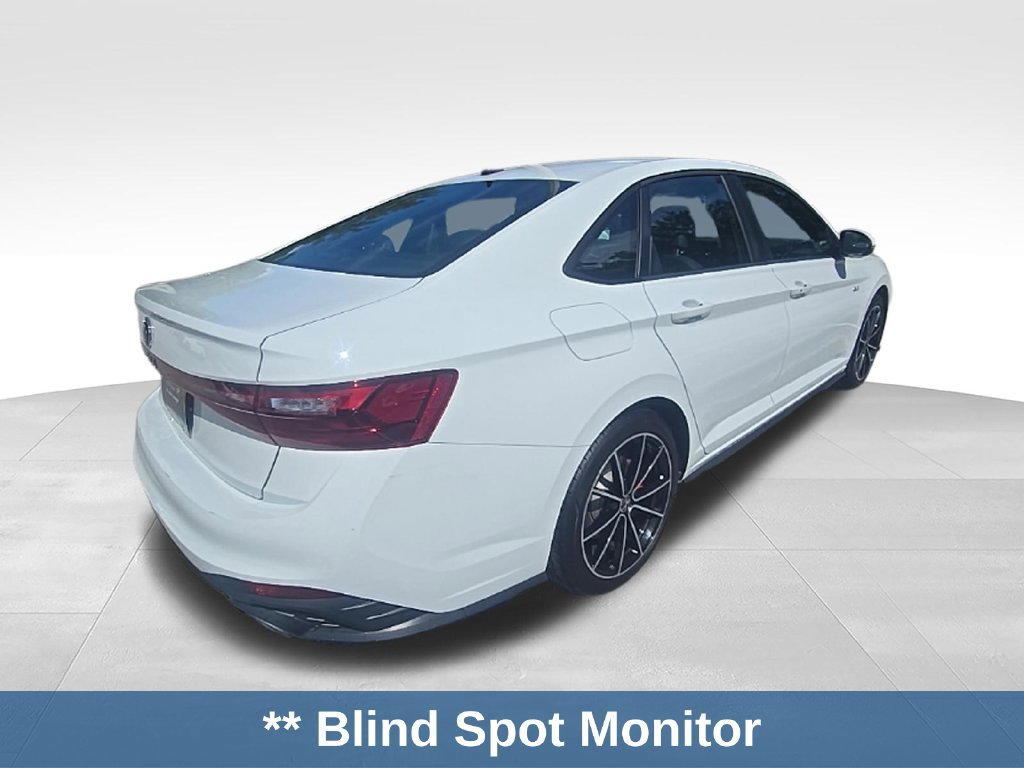 Used 2025 Volkswagen Jetta GLI Autobahn FWD image 5