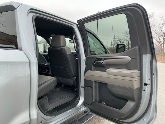 Used 2024 Buick Enclave Essence w/ Experience Buick Package image 61