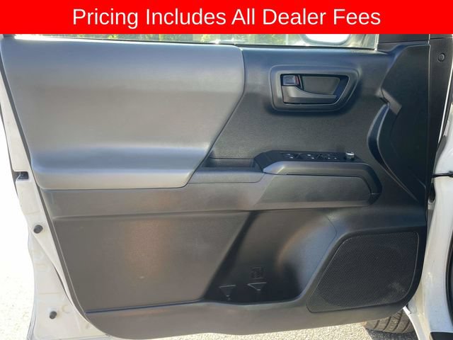 Used 2018 Toyota Tacoma SR AWD/4WD image 18