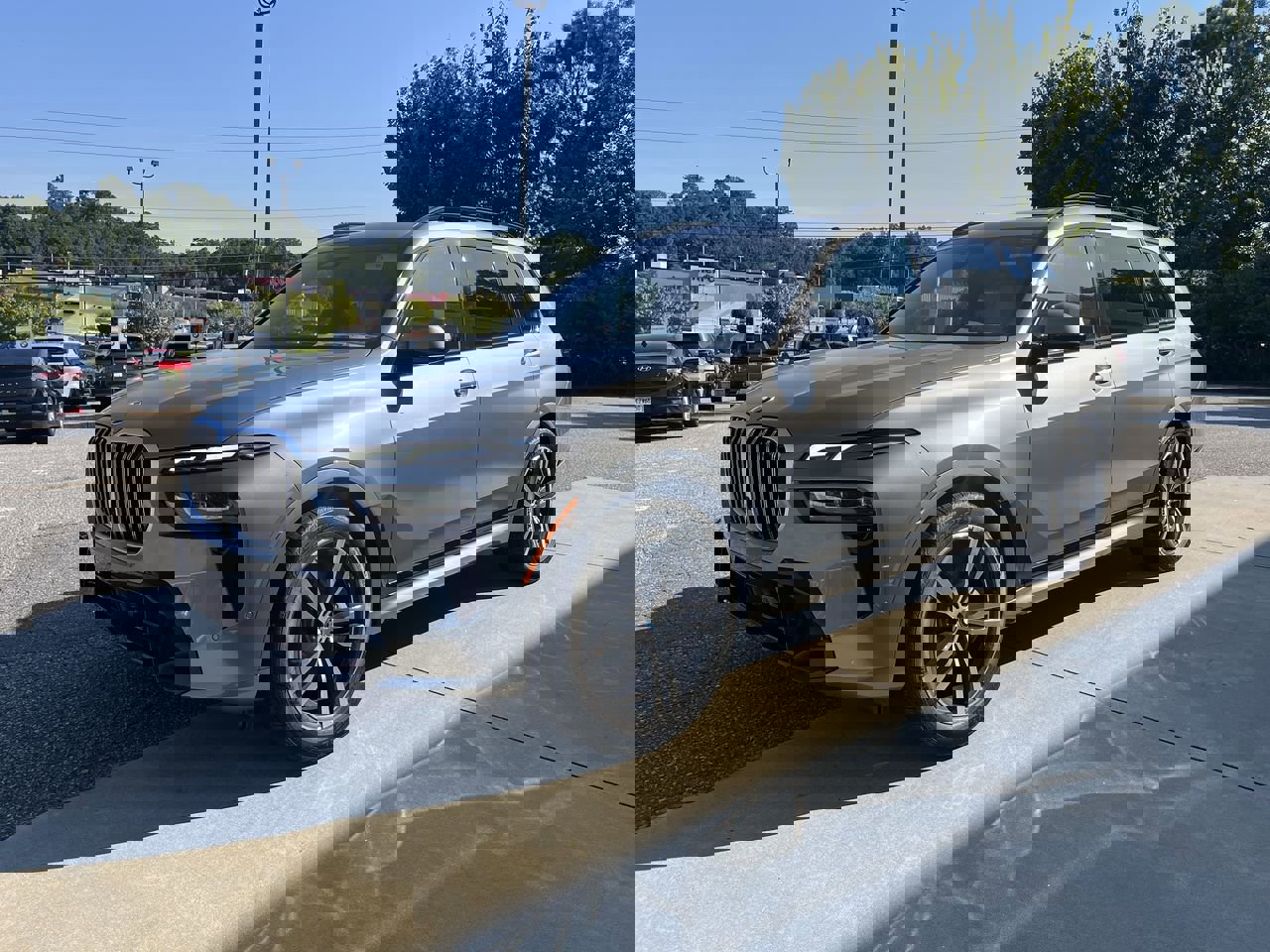 New 2026 BMW X7 xDrive40i w/ M Sport Package image 4