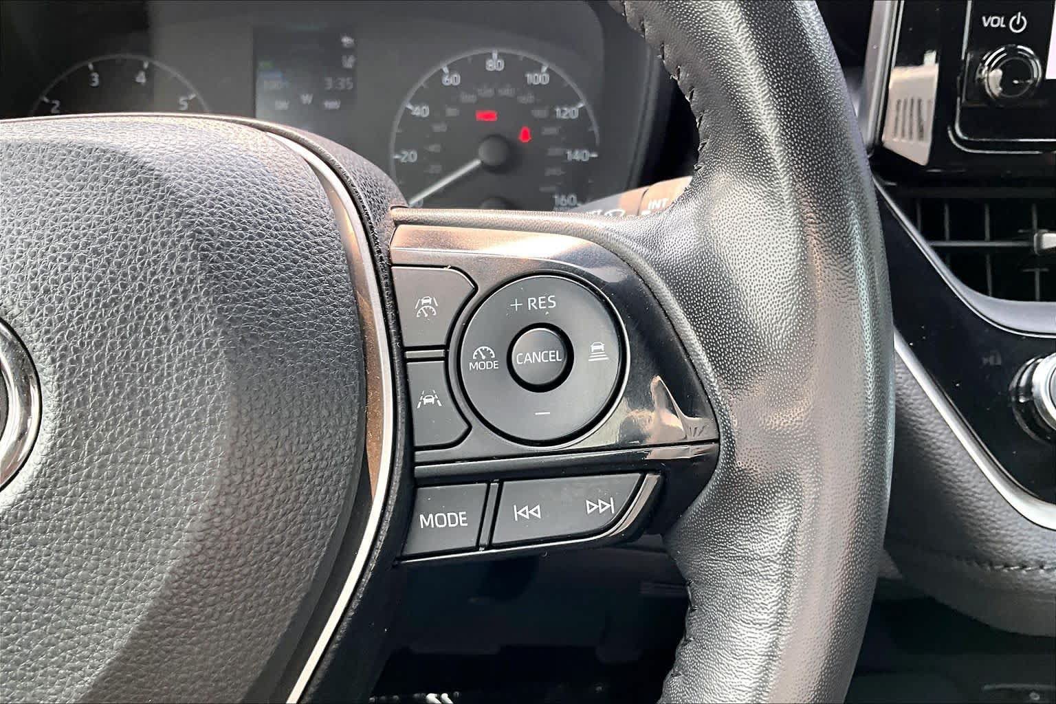 Used 2024 Toyota Corolla SE w/ SE Package FWD image 25