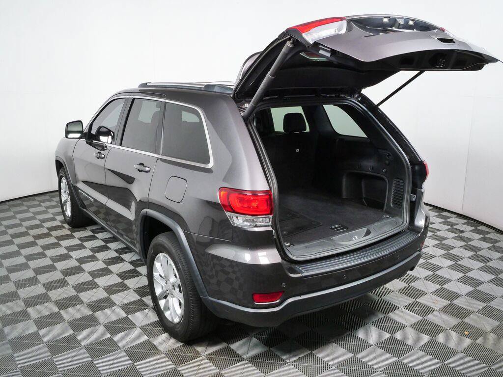 Used 2021 Jeep Grand Cherokee Laredo X RWD image 32