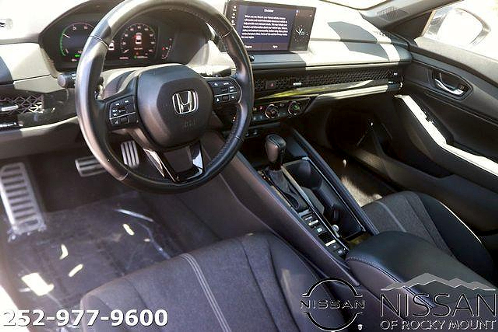 Used 2024 Honda Accord Sport image 12