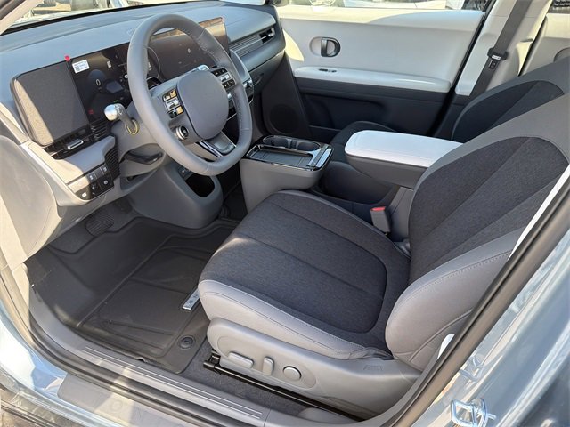 New 2026 Hyundai Ioniq 5 SE image 9