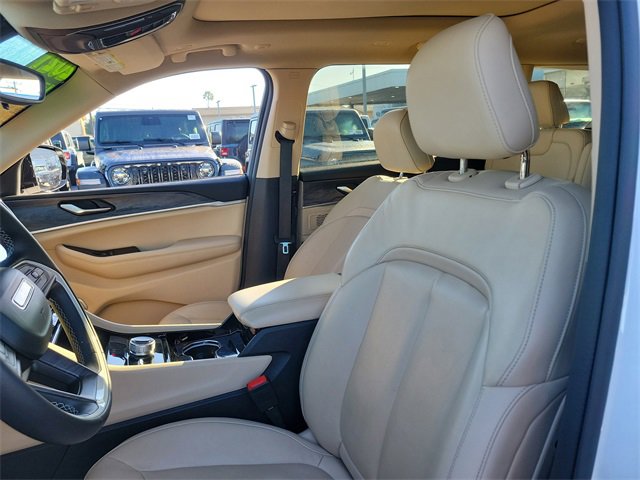 Certified 2021 Jeep Grand Cherokee L Limited image 19