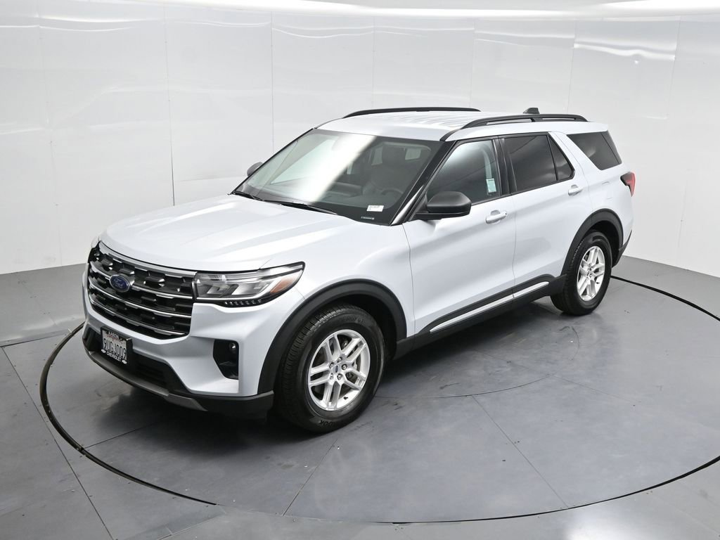 Used 2025 Ford Explorer Active w/ Active Comfort Package image 54
