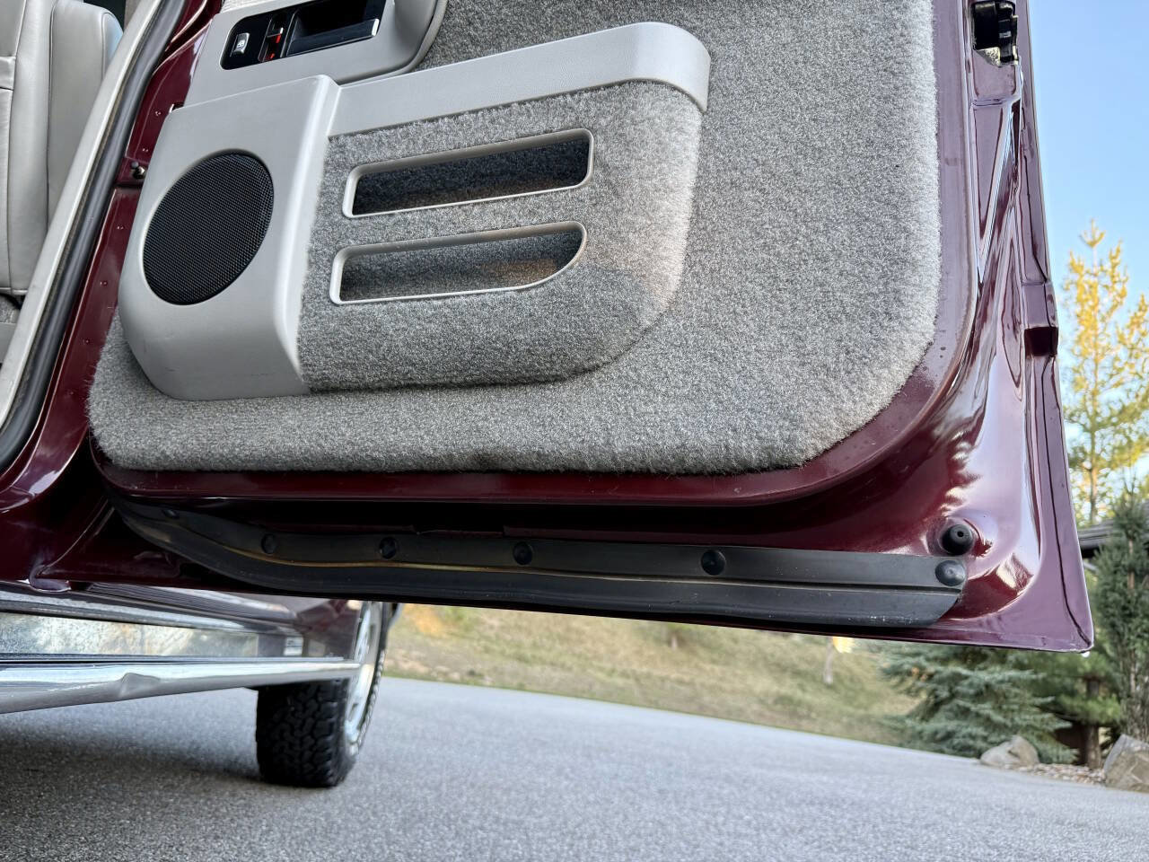 Used 1994 Chevrolet Suburban 4WD image 60