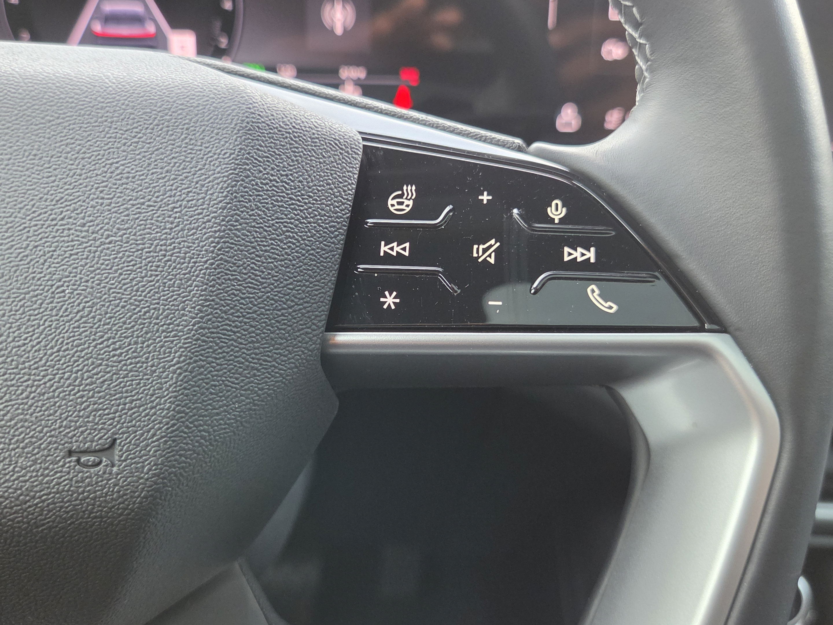Certified 2025 Audi Q5 Premium w/ Premium Plus AWD/4WD image 30
